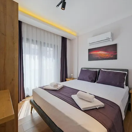 Light * フェティエ