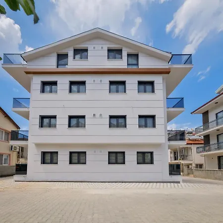 アパート Light フェティエ