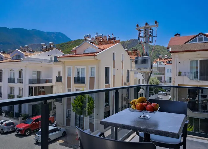 Light * Φετιγιέ