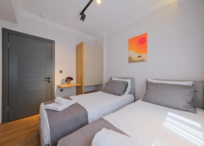 Light * Φετιγιέ